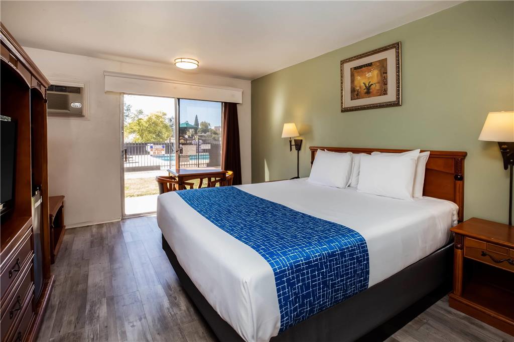 Travelodge by Wyndham Red Bluff South of Redding - photo 8