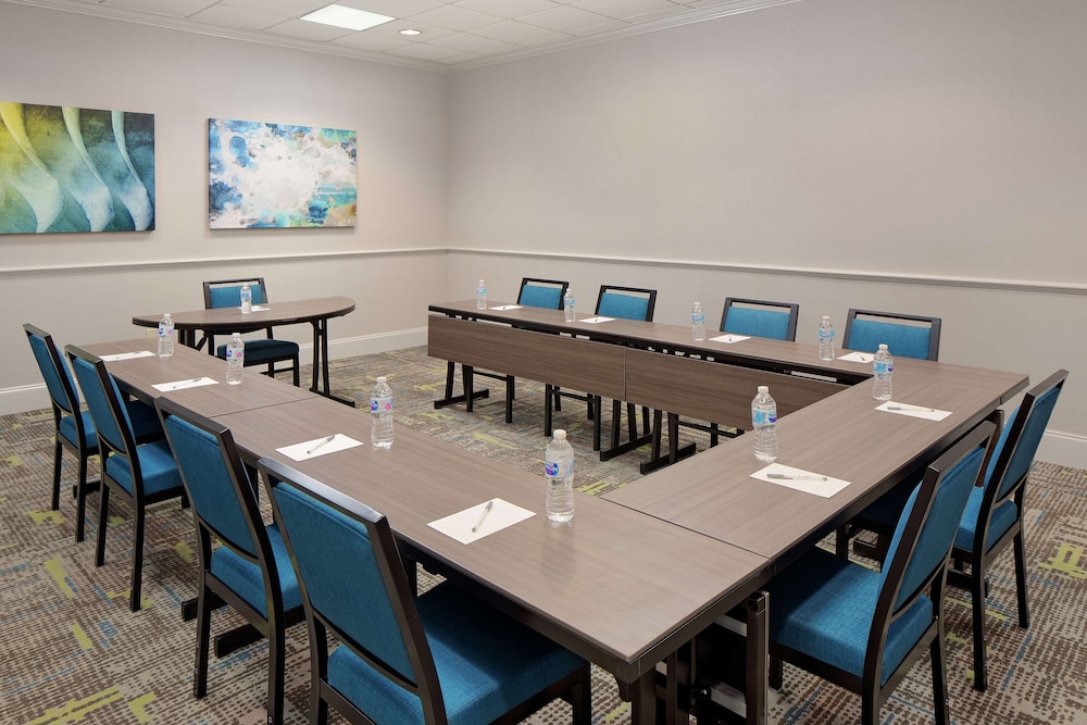 Hampton Inn Louisville Downtown - photo 34