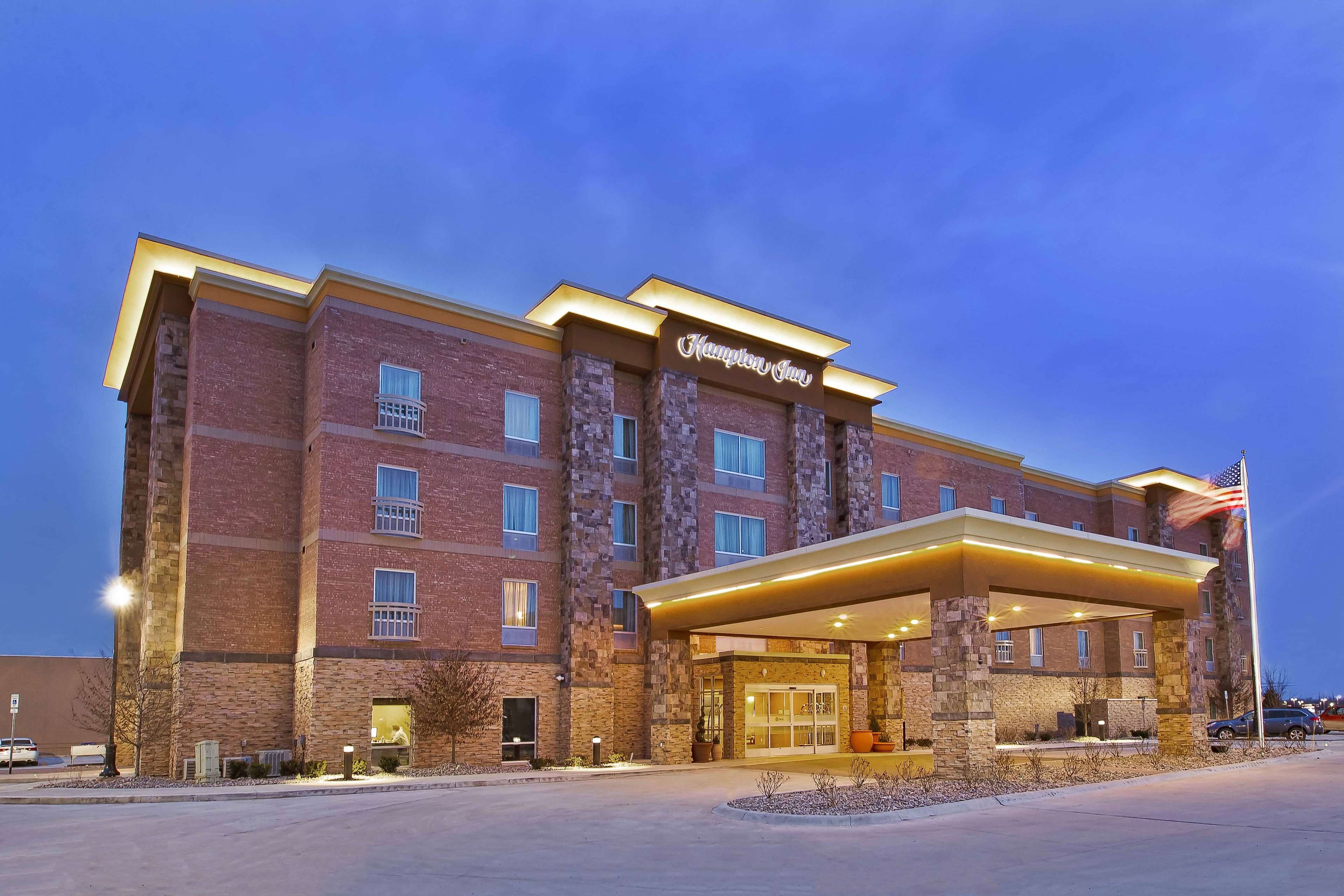 Hampton Inn by Hilton West Bloomfield Novi - photo 3