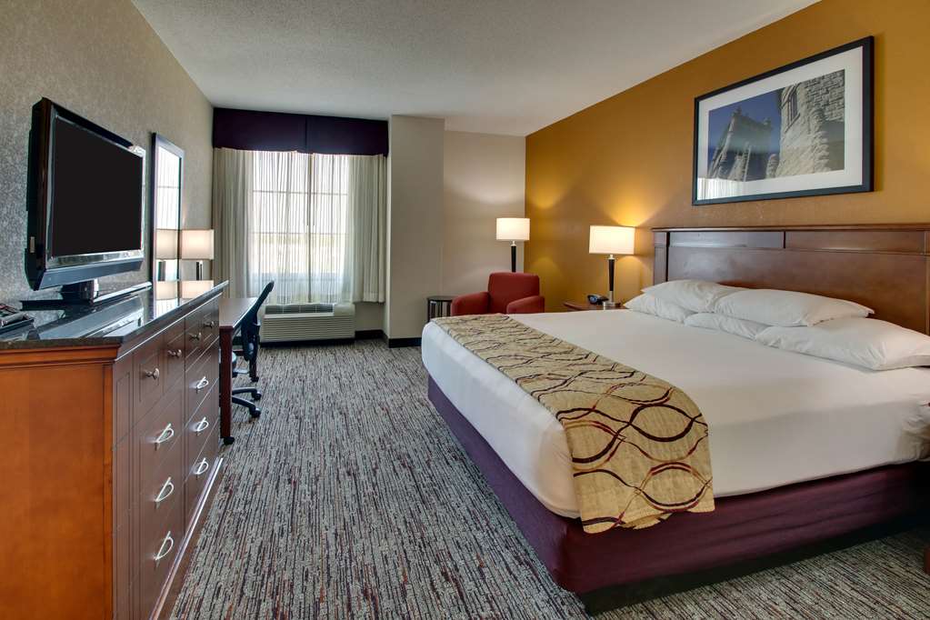 Drury Inn & Suites Findlay - photo 27