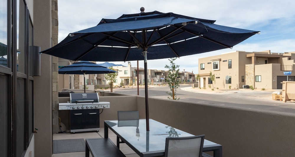 Town Center Resort - photo 583