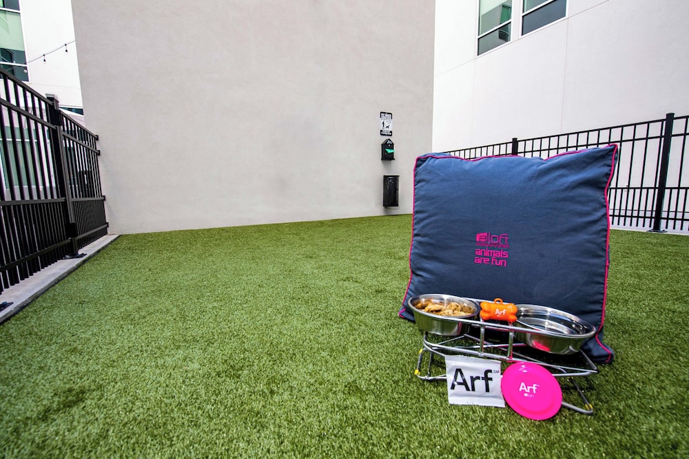 Aloft Savannah Downtown Historic District - photo 68