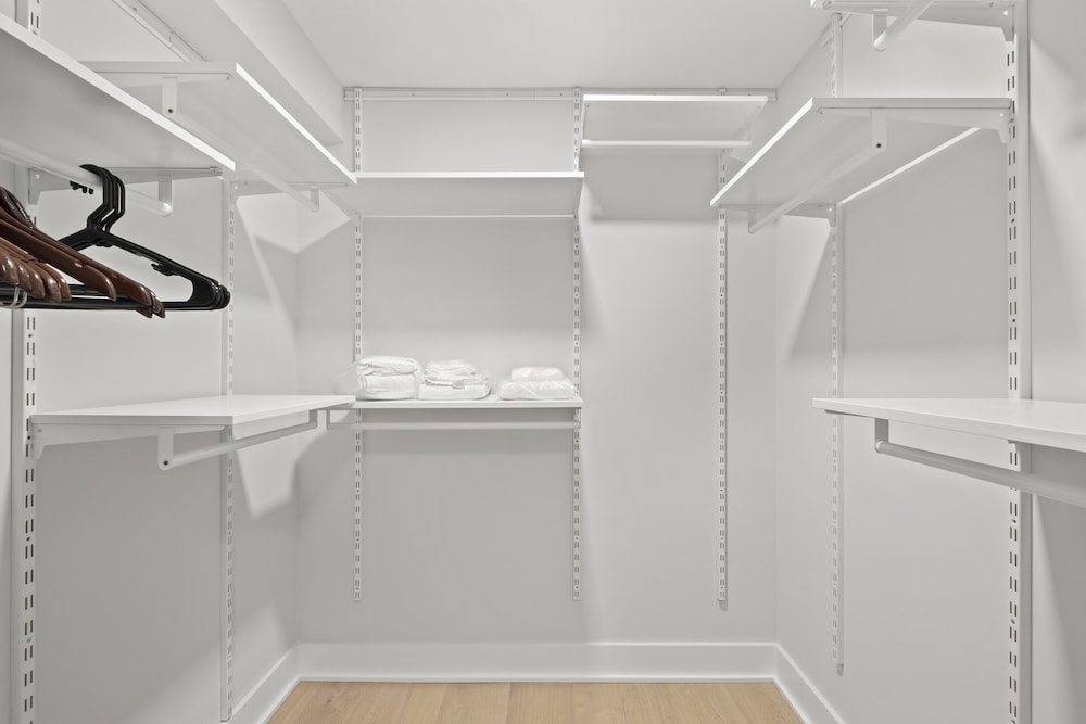 Global Luxury Suites at Tribeca - photo 2