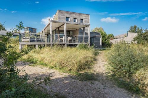 Seaside Family Villa 6p Direct bij het Strand Villa 24 — 4-Star Luxury Hotel in Ouddorp, Netherlands