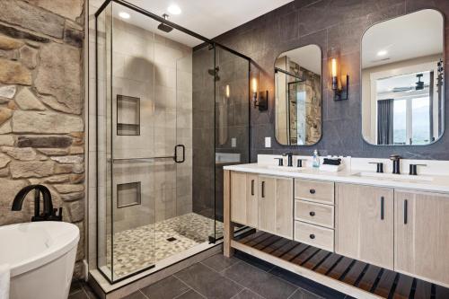 Highlands of the Smokies 204: Beverly’s 204 in Gatlinburg, United States