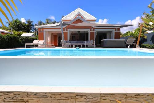 Villa Luminescence — 4-Star Luxury Hotel in Saint-Francois, Guadeloupe