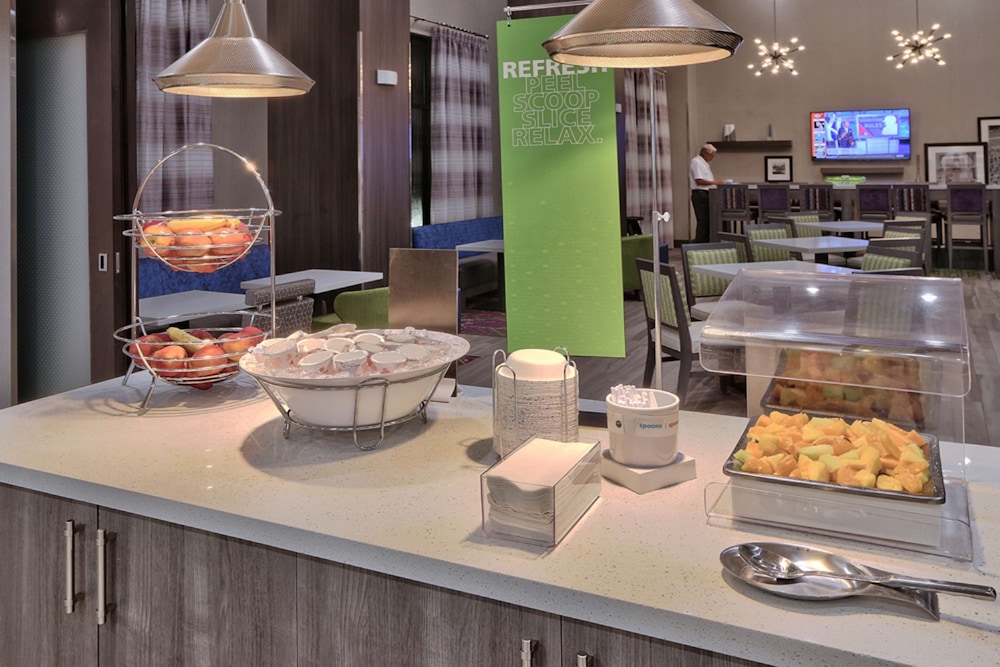Hampton Inn & Suites Guthrie - photo 39