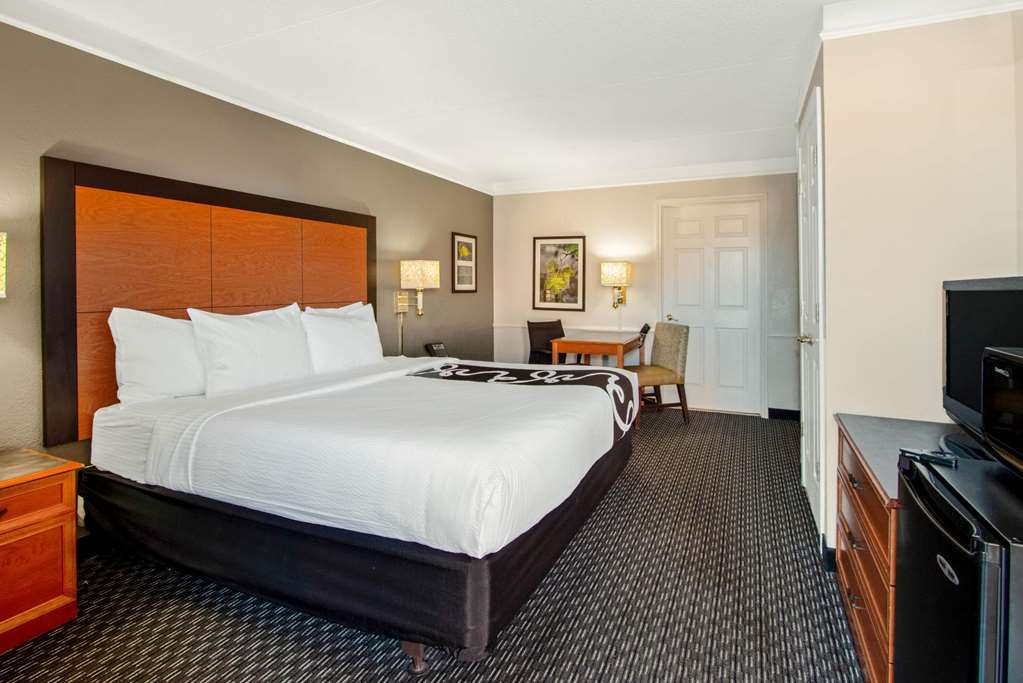 La Quinta Inn by Wyndham Santa Fe - photo 17