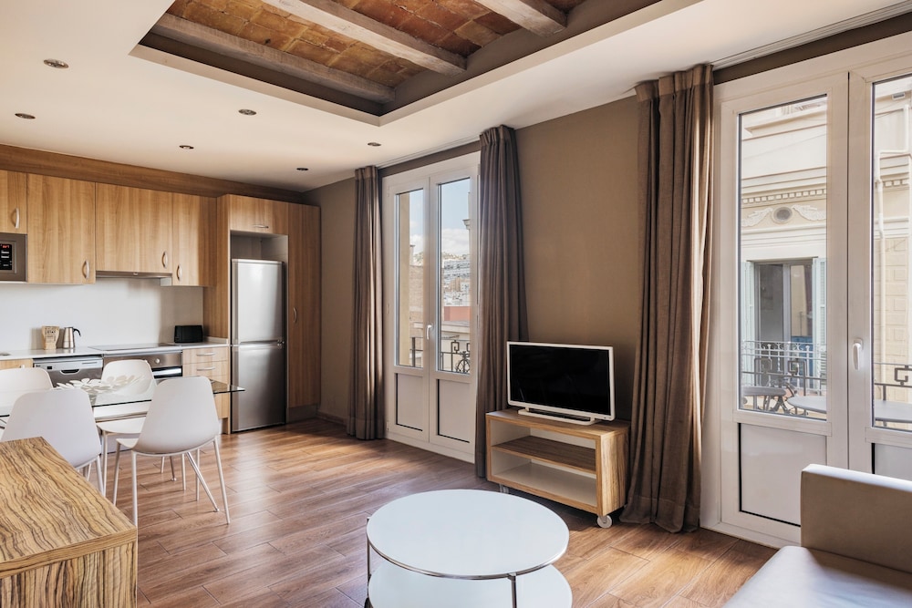 Barcelona Apartment Milà — 4-Star Luxury Hotel in Barcelona, Spain