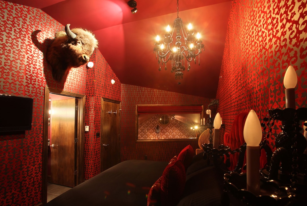 The Roxbury - photo 52