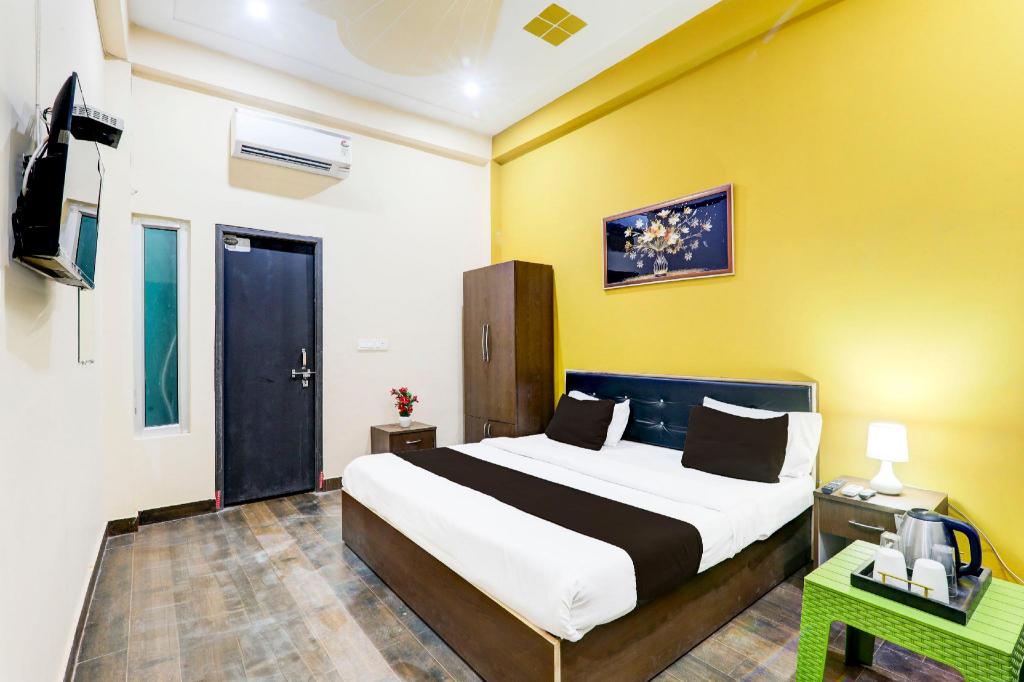 Super Hotel O Arjun Ganj - last minute hotel in Lucknow
