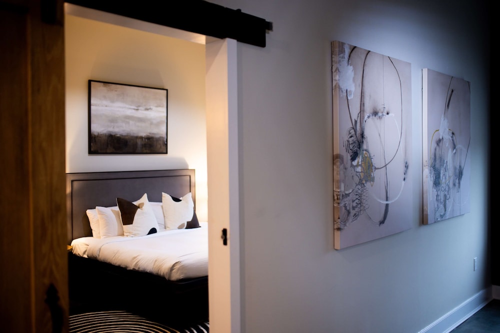 Watt Hotel Rahway Tapestry Collection by Hilton - photo 22