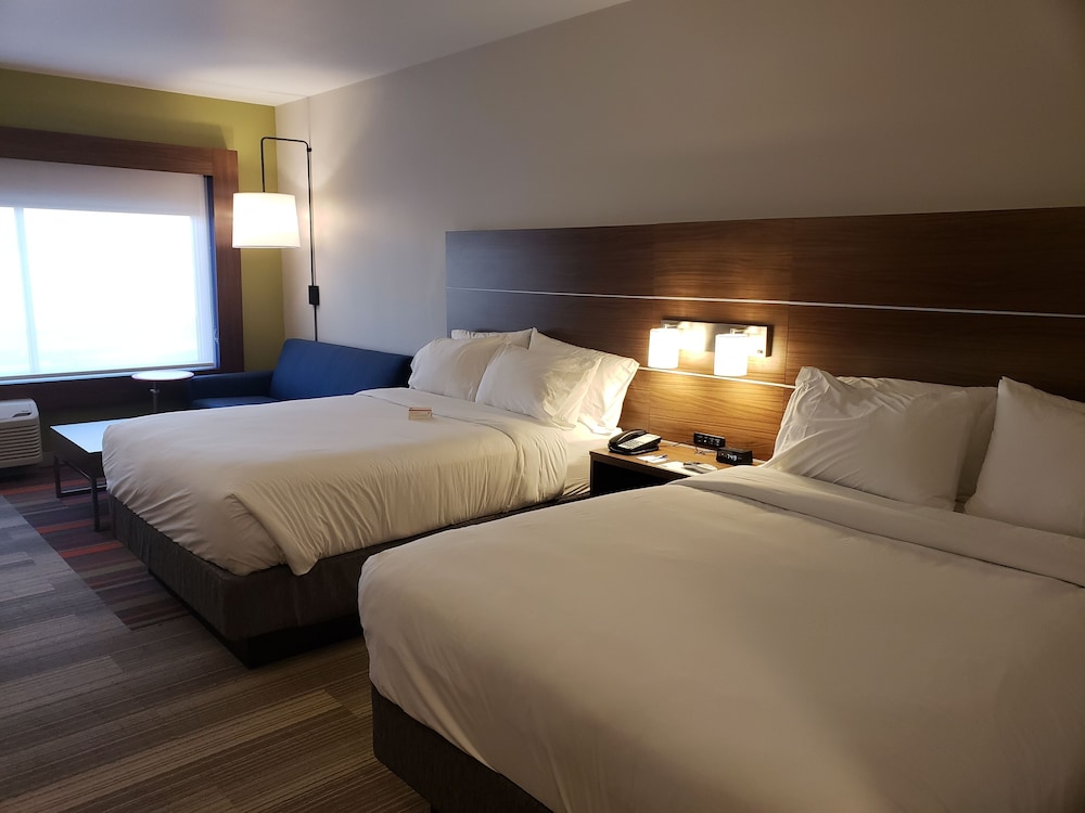 Holiday Inn Express & Suites Brigham City North Utah by IHG - photo 17
