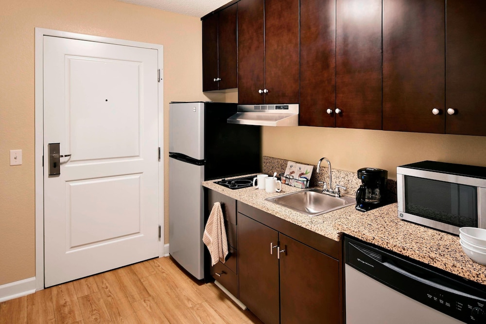 TownePlace Suites Harrisburg Hershey - photo 21