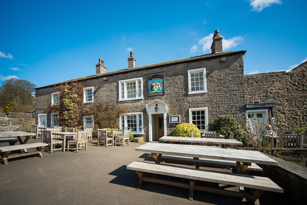 Assheton Arms - carbon neutral hotel in Clitheroe