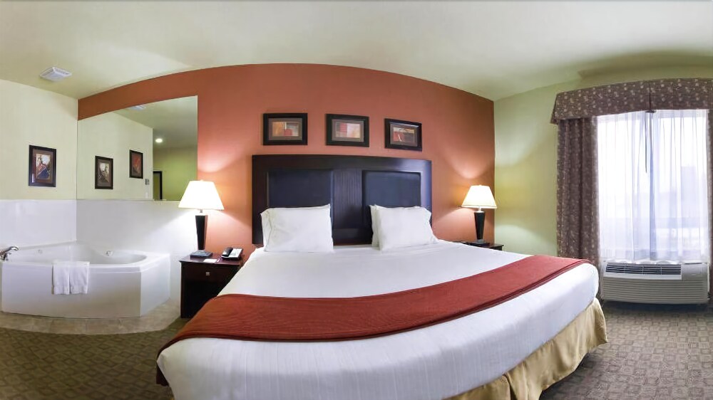 Holiday Inn Express & Suites Alexandria by IHG - photo 7