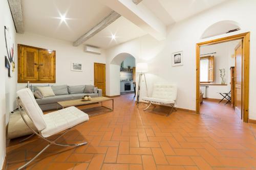 Santa Maria Novella 6 Sleeps Near the Central Station — 4-Star Luxury Hotel in Florence, Italy