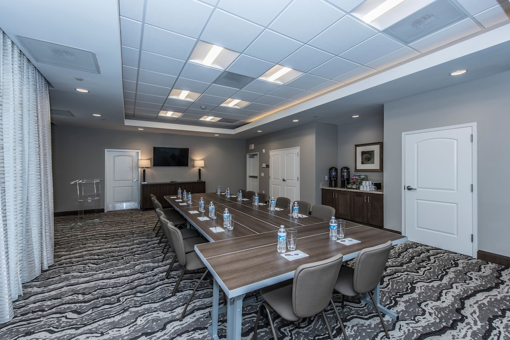 Staybridge Suites Charleston Mount Pleasant by IHG - photo 46