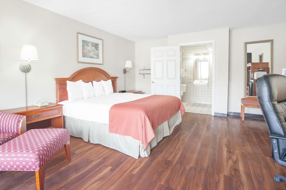 Baymont by Wyndham Paris - photo 7