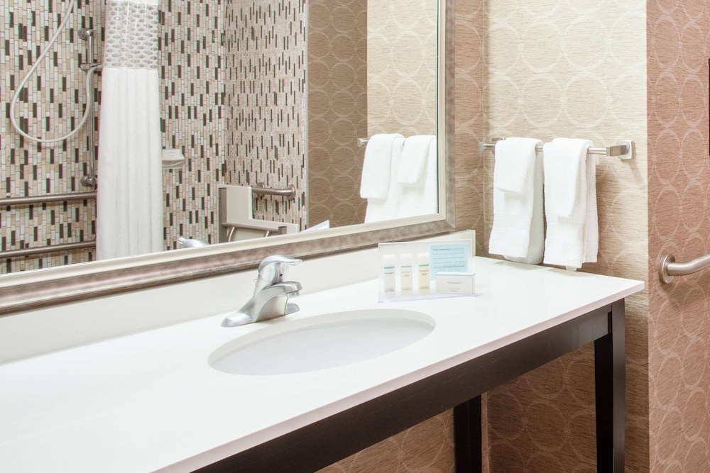 Hampton Inn Philadelphia Voorhees - photo 14