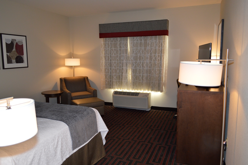 Best Western Plus Stevens County Inn - photo 16