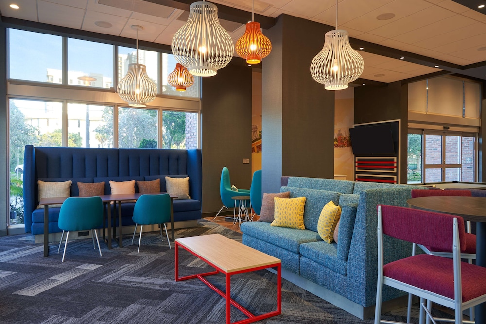 Tru by Hilton Fort Lauderdale Downtown - photo 3