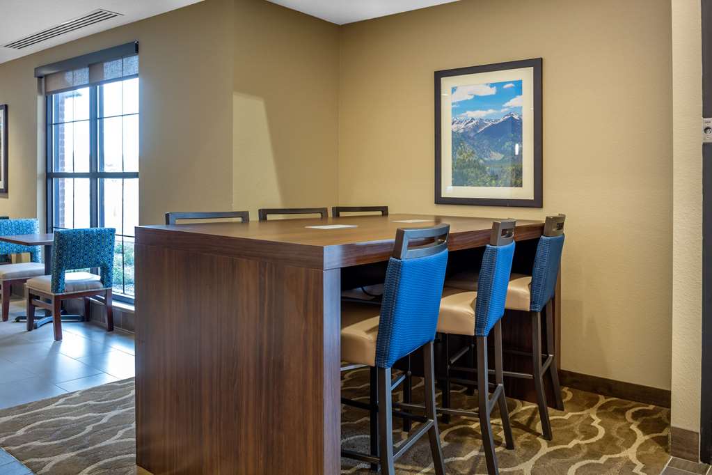 Comfort Inn & Suites Boise Airport - photo 44