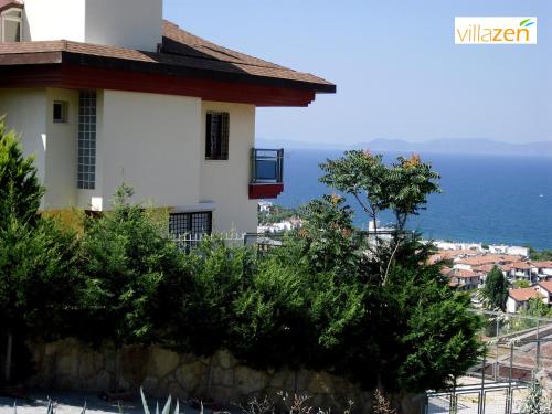 Villa 6 Rooms 1 Living Room Magnificent Sea View Kuşadası — 4-Star Luxury Hotel in Kusadasi, Turkey