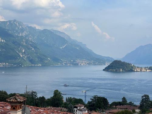 Appartamento Arancione — 4-Star Luxury Hotel in Menaggio, Italy