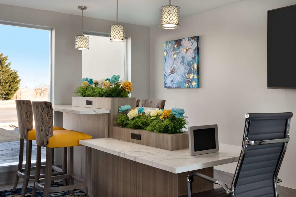 Baymont by Wyndham Shawnee — hotel in Shawnee