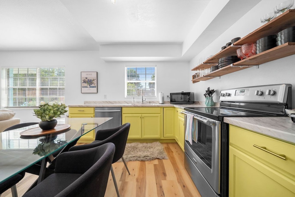 Drift Dream Getaway Pet Friendly — Crystal River