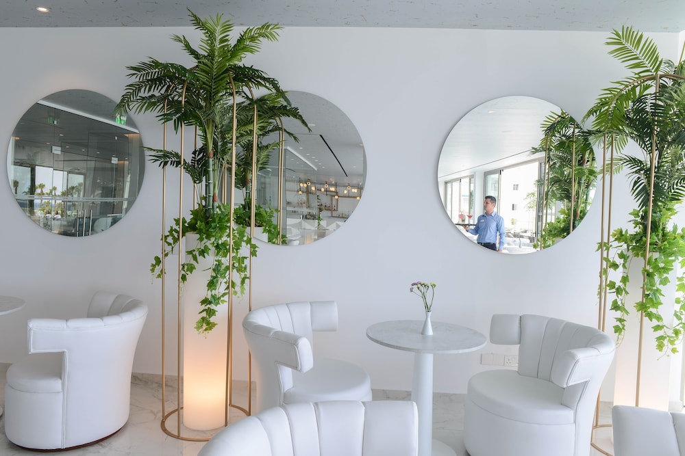 מזון ומשקאות