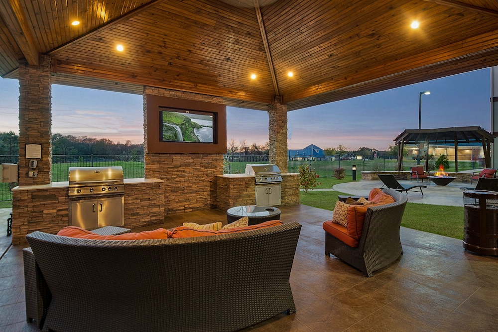 Staybridge Suites Longview by IHG - photo 69