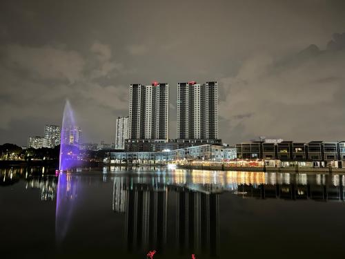 Entire GolfView 3 BedRoom Condo in Petaling Jaya Near Paradigm Mall — 4-Star Luxury Hotel in Petaling Jaya, Malaysia