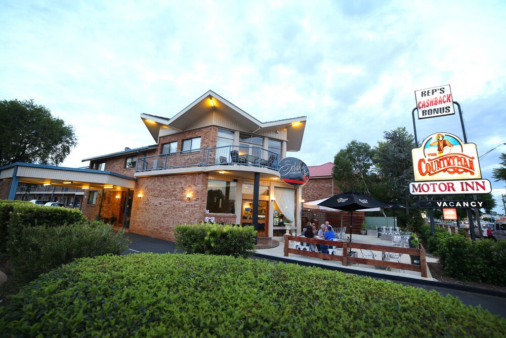 Countryman Motor Inn — Dubbo