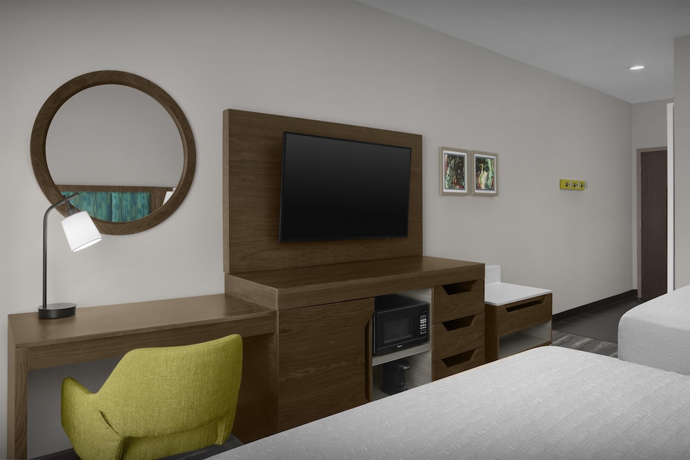 Hampton Inn Monahans - photo 16