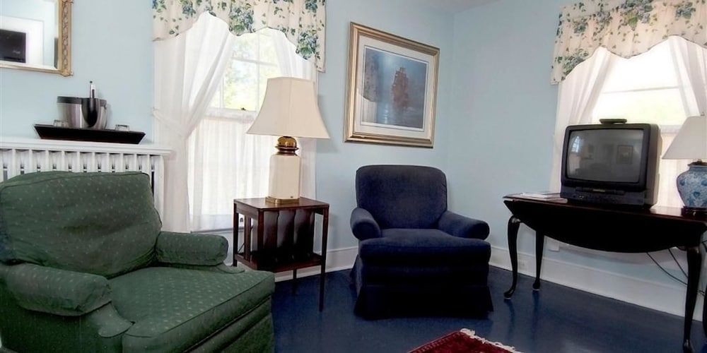Frederick House - photo 24