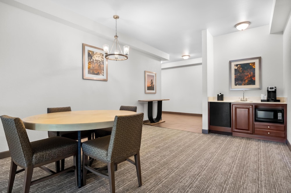 Hilton Garden Inn Amarillo - photo 34