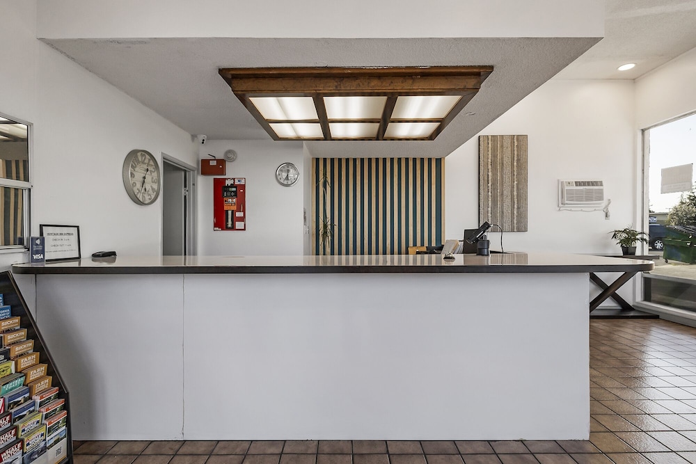 Heritage Inn Express Hayward - photo 2