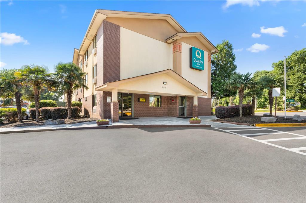 Quality Inn Atlanta Airport Central - photo 2