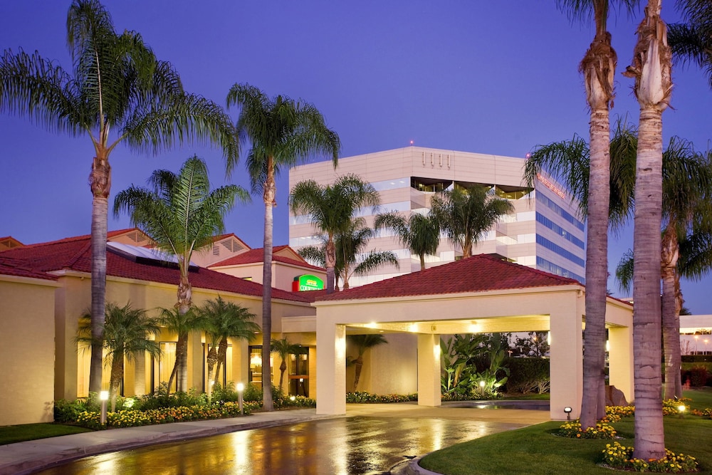 Courtyard by Marriott San Diego Sorrento Valley - photo 30