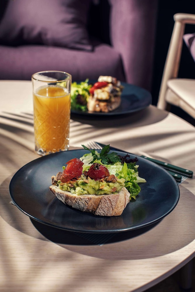 מזון ומשקאות