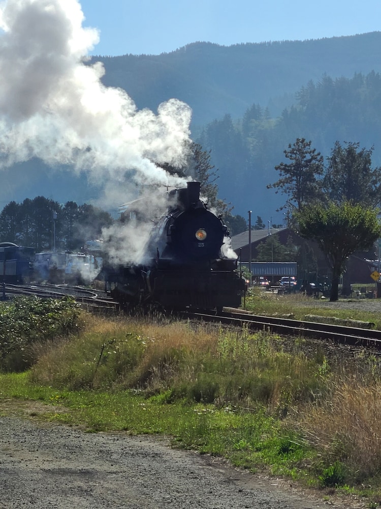 Harborview Inn & RV Park - photo 18