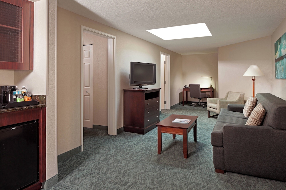 Springhill Suites Marriott Baltimore Downtown Inner Harbor - photo 11