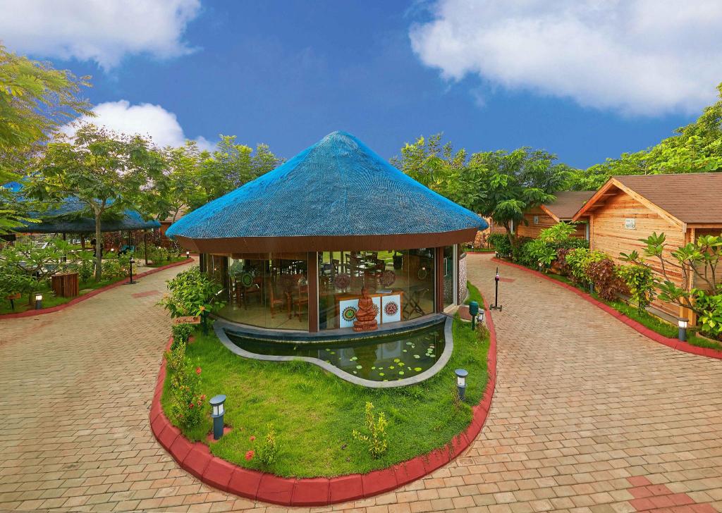 Bodhi Woods Resort in Seven Pagodas, India