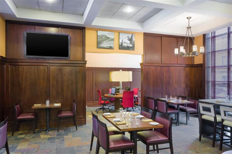 Sheraton Jfk Airport Hotel - photo 12