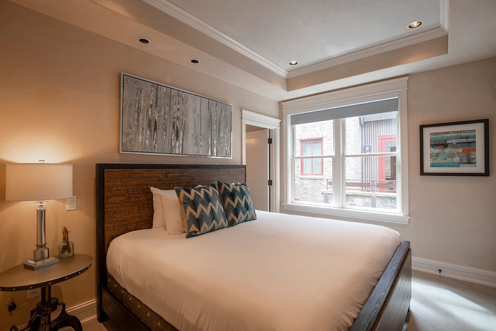 Element 52 Auberge Collection - photo 81