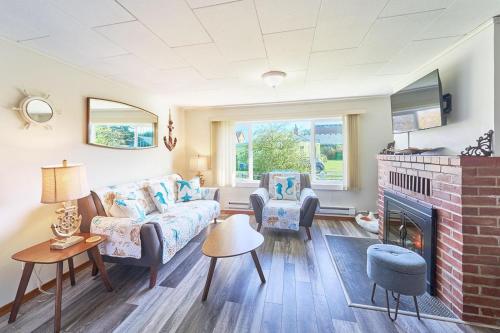 Anchorage Cottages #9 in Long Beach, United States