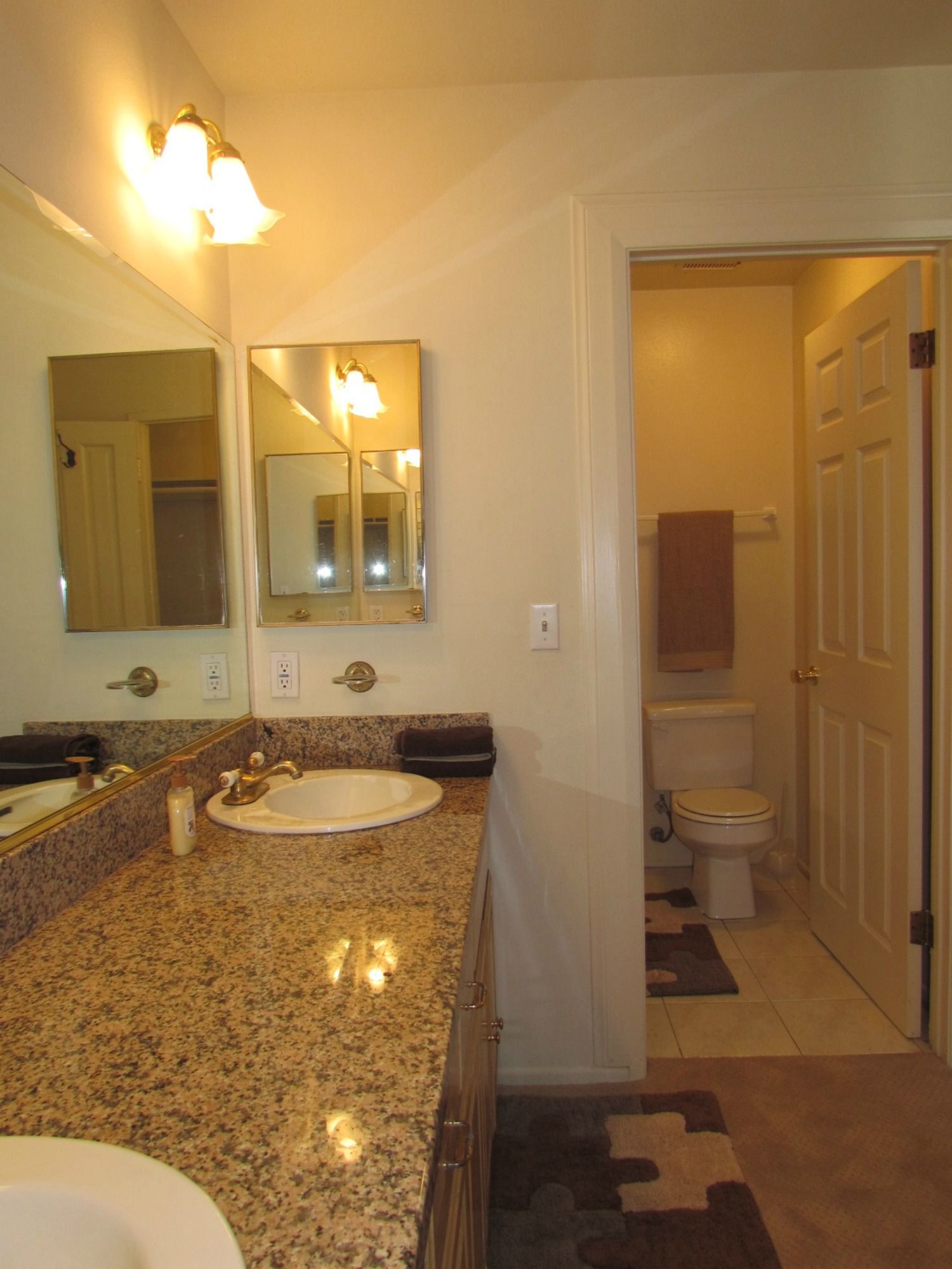 Peach Blossom Across From the Beach - photo 5