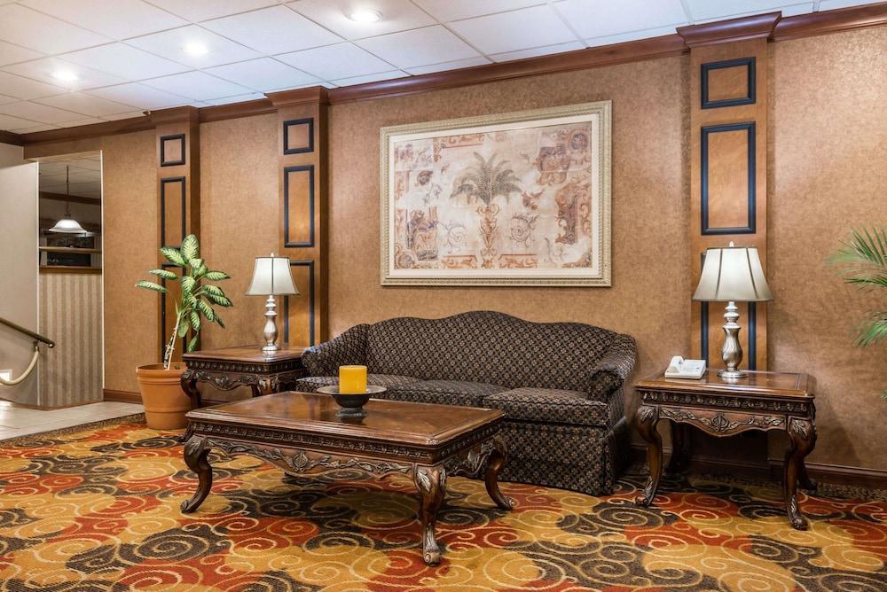 Ramada by Wyndham Xenia - photo 4